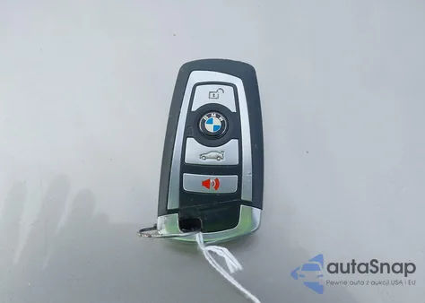 2013 BMW 750Li из США, поврежденный, VIN WBAYE8C51DD134120